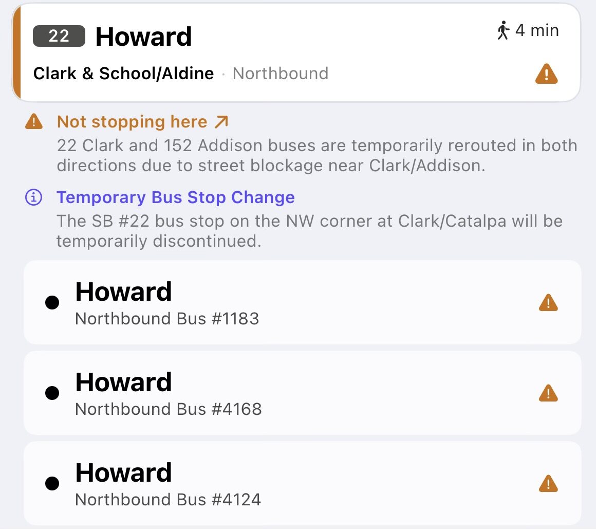 A Stratus alert for the 22 Howard bus at Clark and School/Aldine: a Not stopping here warning explaining that the 22 Clark and 152 Addison are rerouted near Clark and Addison, a temporary bus stop change below it, and three northbound Howard buses listed underneath